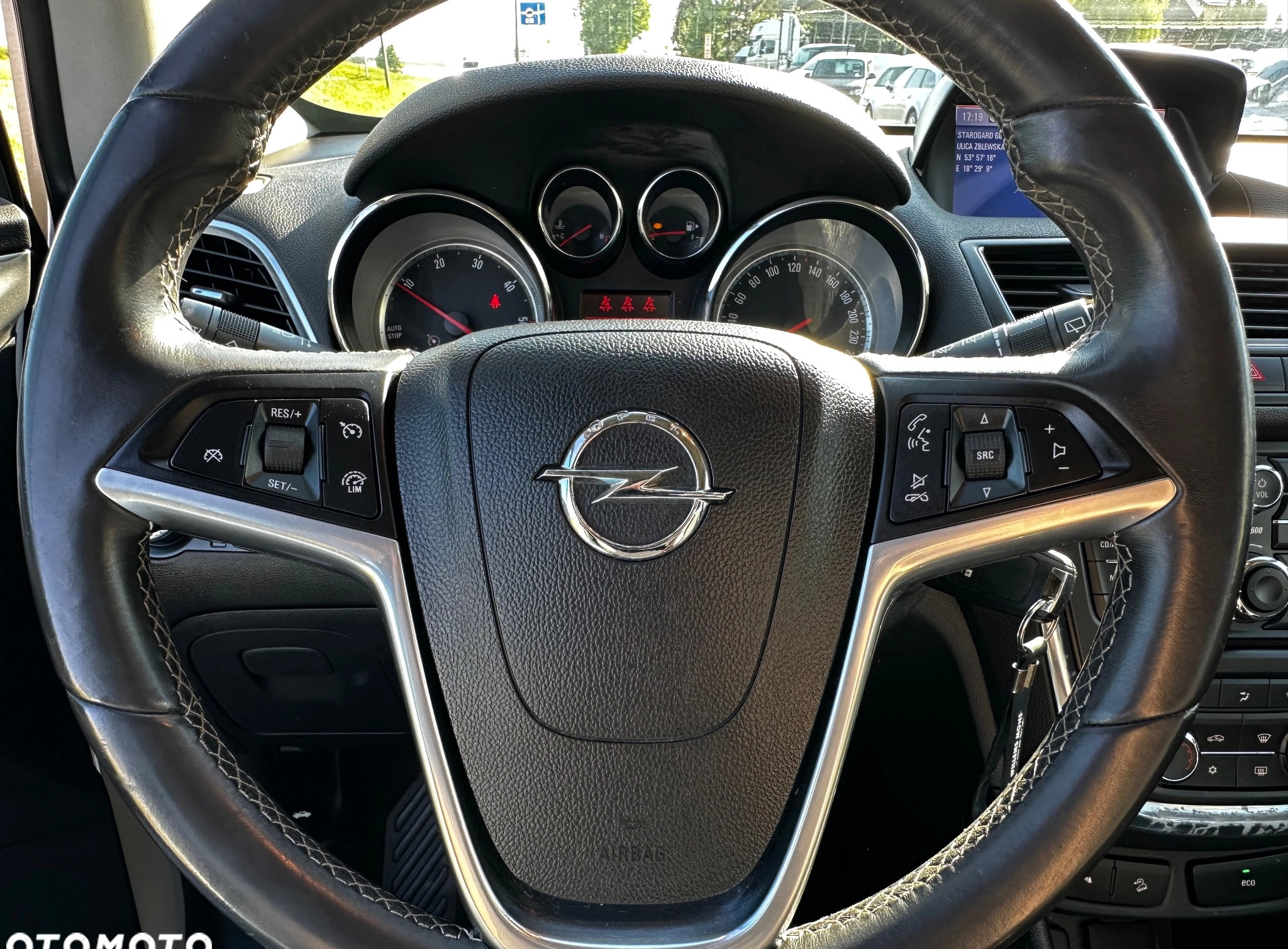 Opel Mokka cena 33900 przebieg: 206996, rok produkcji 2013 z Gniewkowo małe 211
